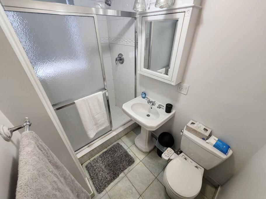 Spacious 3 Bedroom Apartment Mins To Nyc! Union City Dış mekan fotoğraf